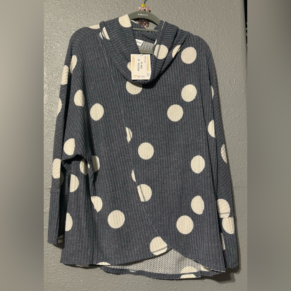 NWT LuLaRoe Kristen Cowl Neck Waffle Pullover Sweater Sz Medium